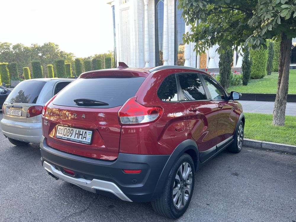 Lada x ray cross