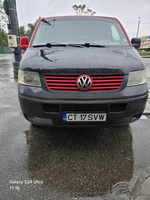 Vând Volkswagen T5