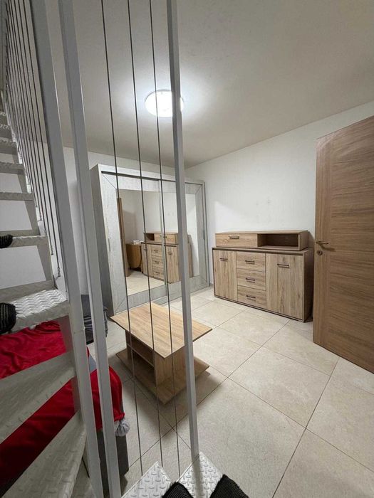 De inchiriat casa cu 3 camere