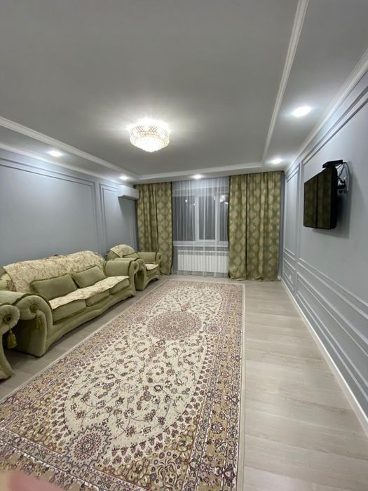 Сдам 2-х ком.кв на Батыс2 на длит.срок