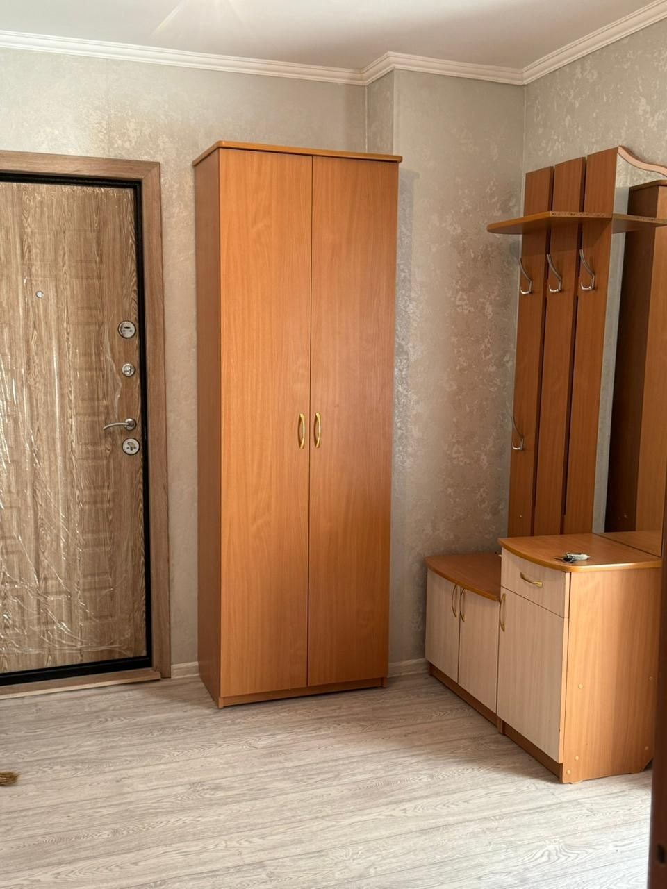 Продам двухкомнатную улучшенную квартиру