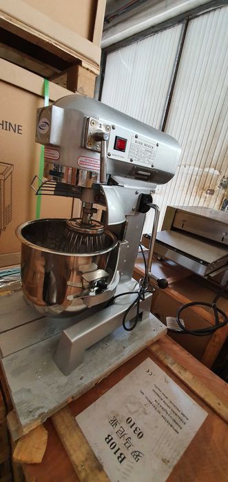 Malaxor planetar 10,20,30L - TRANSPORT GRATUIT