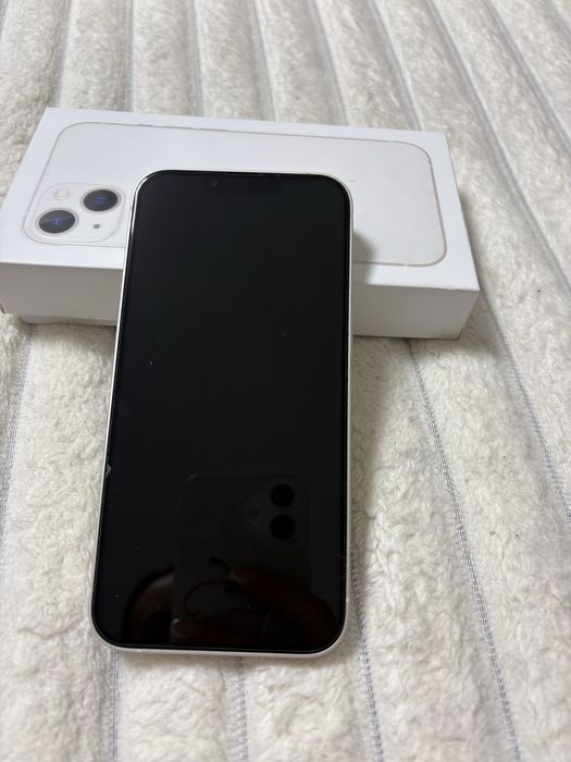 Продам айфон 13 в отличном состоянии