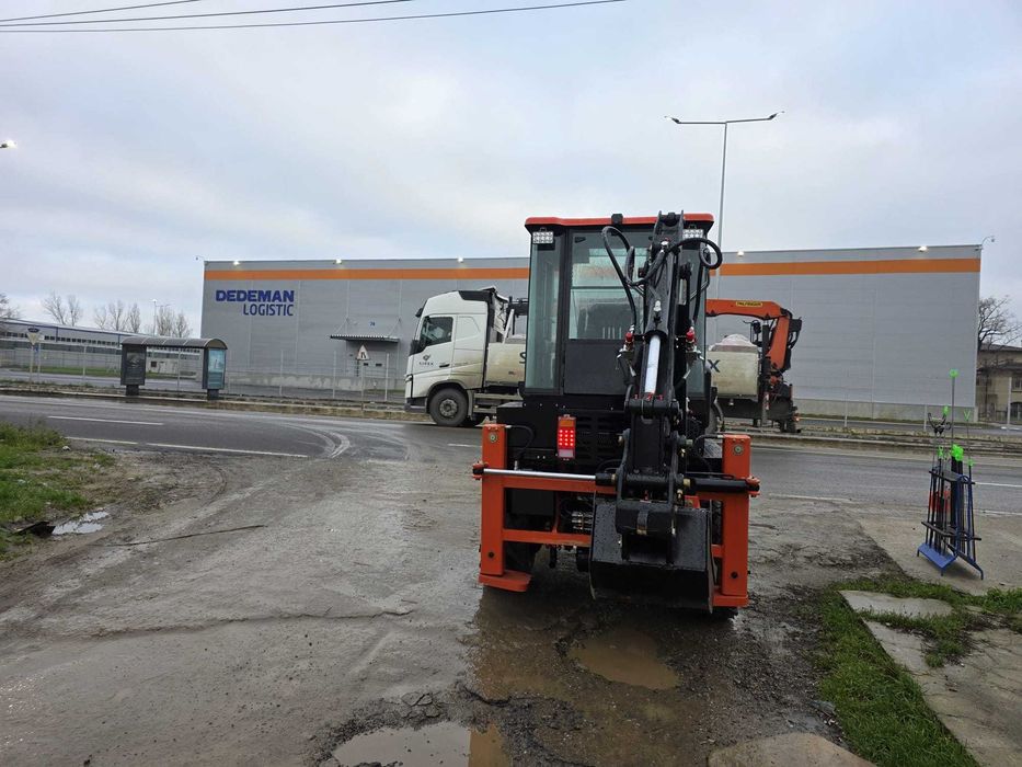 Buldoexcavator Lubeck-ALV 4.2t nou