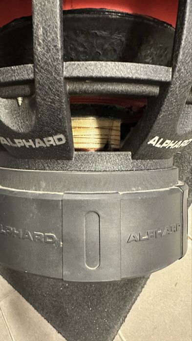 Суббуфер Alphard deaf bonce 2400