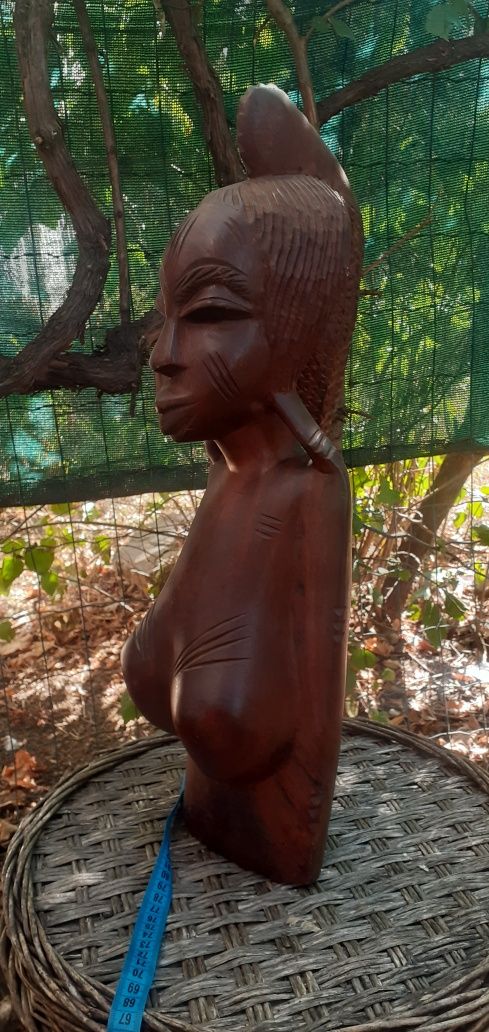 Bust mahon african