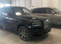 Rolls-Royce Cullinan Rolls-Royce Cullinan Black Badge 4 Locuri MY24