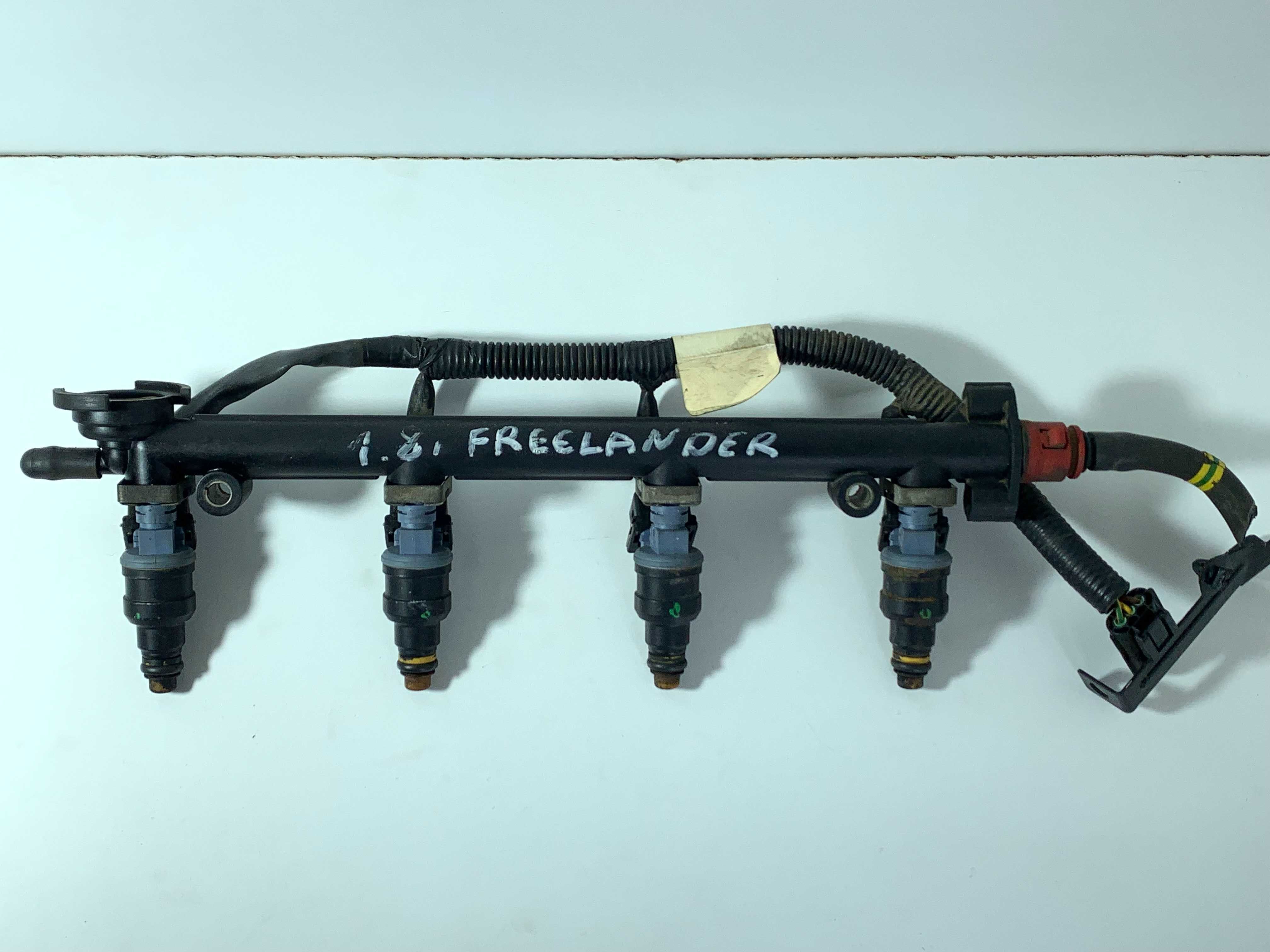 Горивна рейка с дюзи за LendRover Freelander