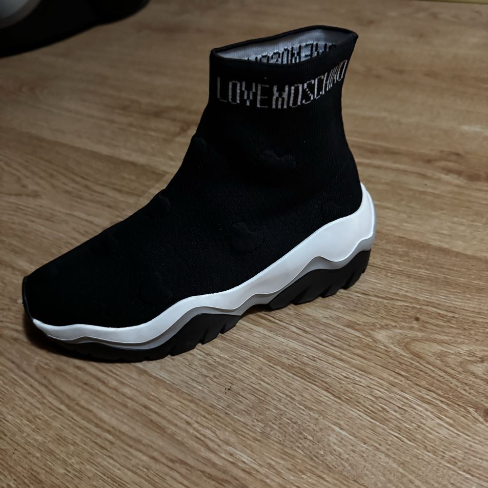 Боти тип чорап Love Moschino
