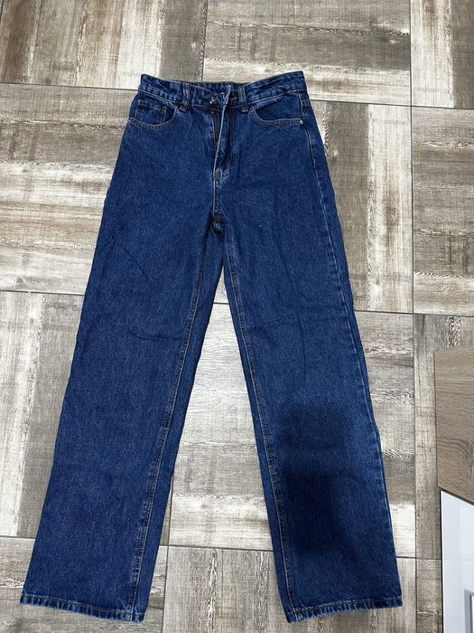 Широки сини дънки – чисто нови, размер M
