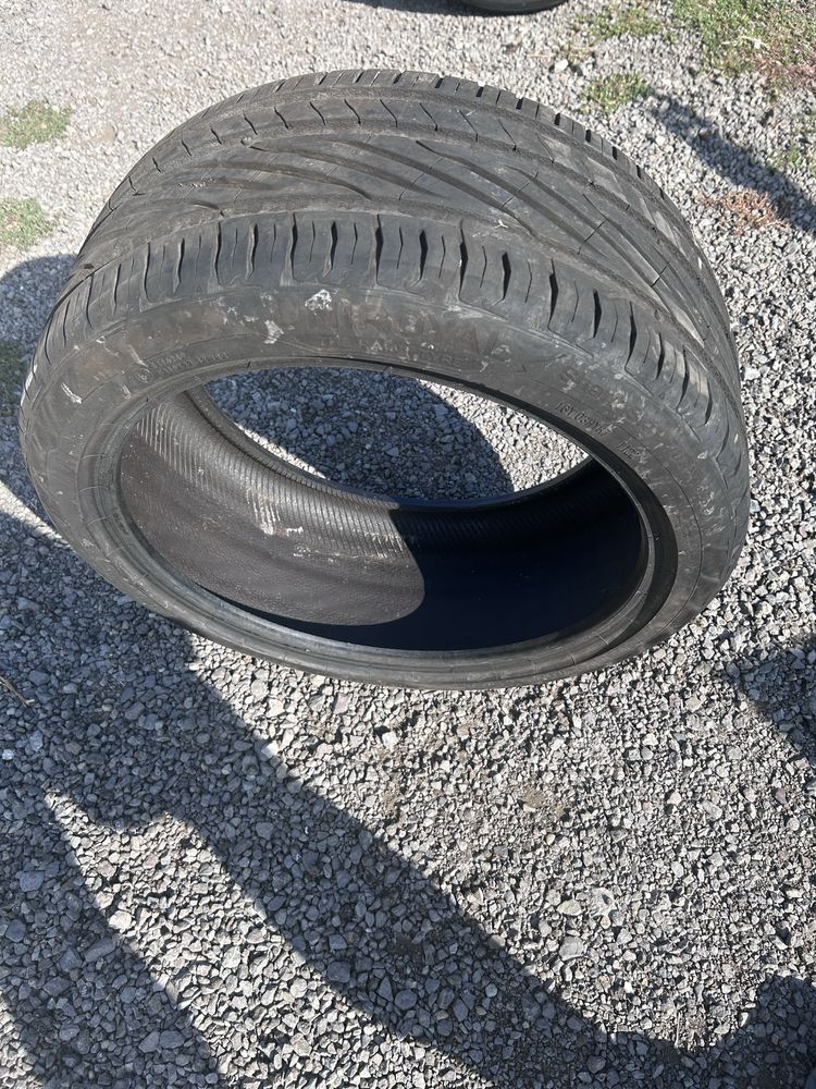 Uniroyal 235/40/18 DOT 22