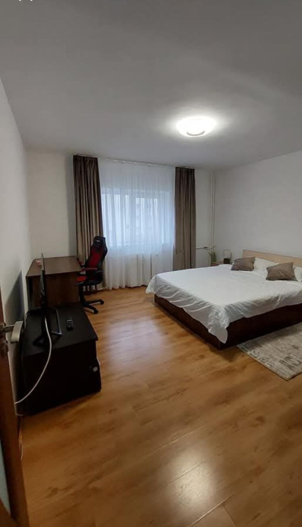 Cazare Centru/ Zamca/ Ap. 1/2 Camere   Regim Hotelier