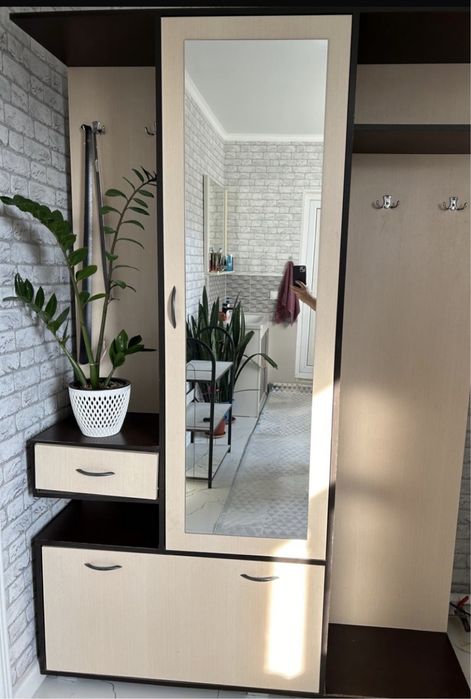 Шкаф для прихожей