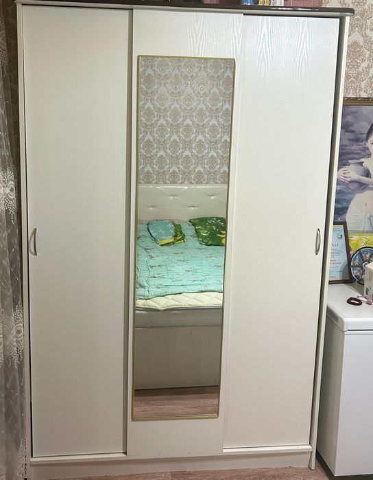 Продам мебель в хорошем состояниии