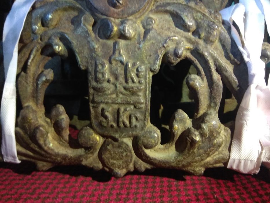 Tarozi chugun sotiladi