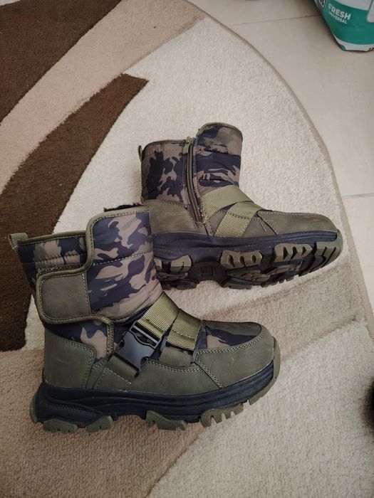 Детски ботуши reserved