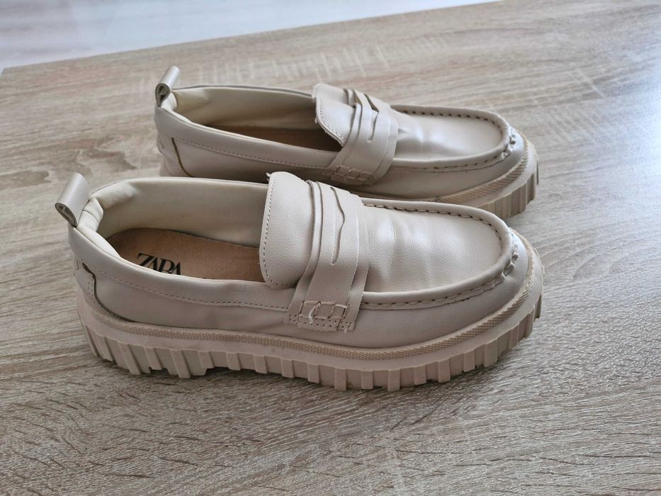 Pantofi Zara marimea 38