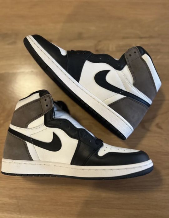 Air Jordan 1 Mocha