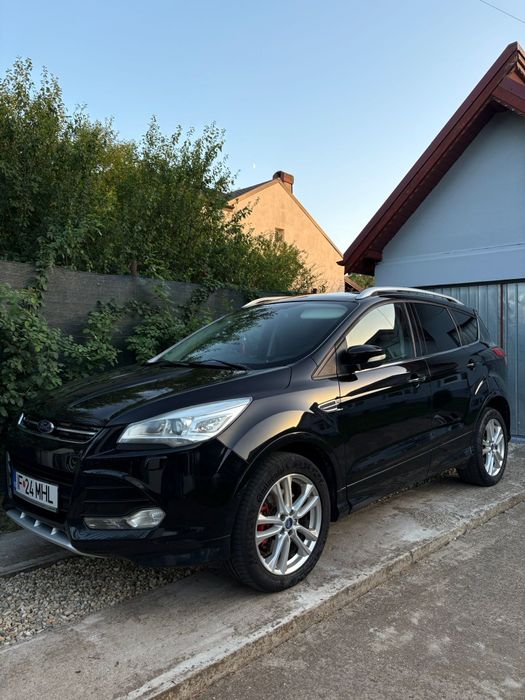 Ford kuga 4×4 St line titanium full