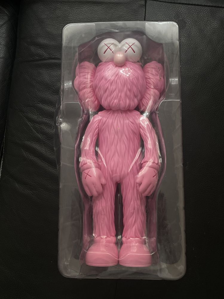 Figurina Kaws BFF PINK