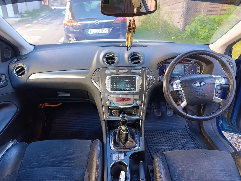 Vând Ford Mondeo Titanium x MK4 2.0 tdci