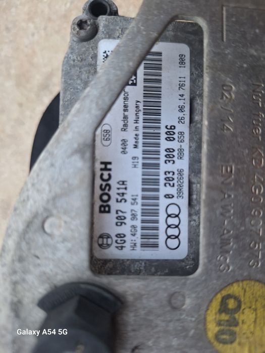 Senzor radar ACC distronic Audi A6 C7 4G0 907 541 A