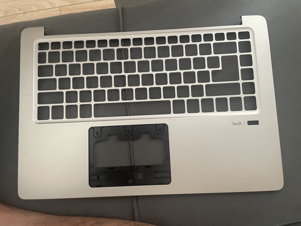 Продаю верхнуюю часть корпуса от Acer Aspire Swift 3 SF314-51