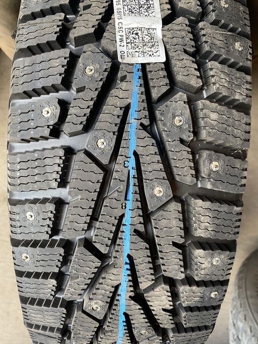Резина На 15 205/70 в наличии шипы новая