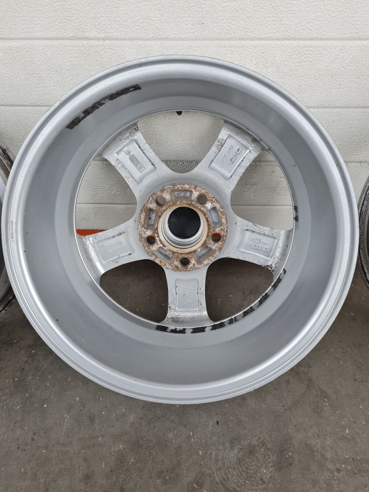 Джанти ALUTEC G. за VW AUDI SEAT SKODA Mercedes R16 5x112 ET36 7J