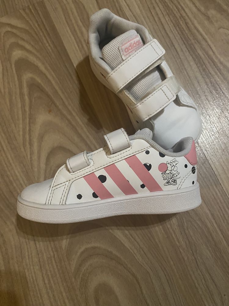 Adidas Minnie Mouse 25