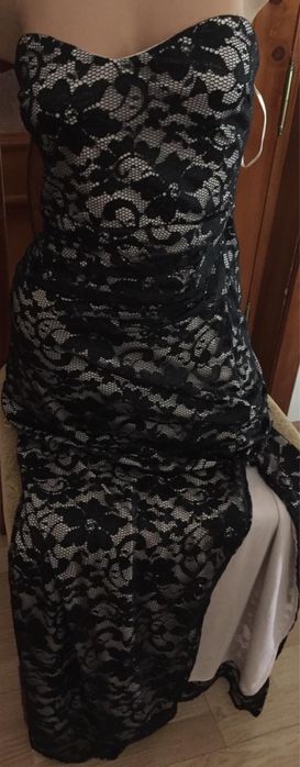 haine noi- rochii lungi/scurte, sacouri, camasi si blugi barbatesti