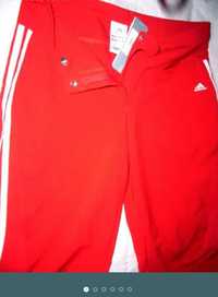 Pantaloni Adidas dama rosii trei sfert L