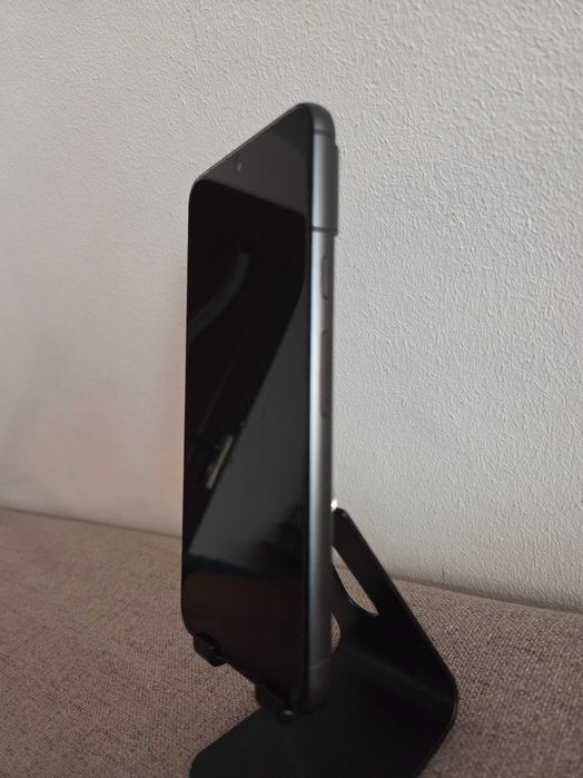 Pixel 8 negru, 128GB, Android 16