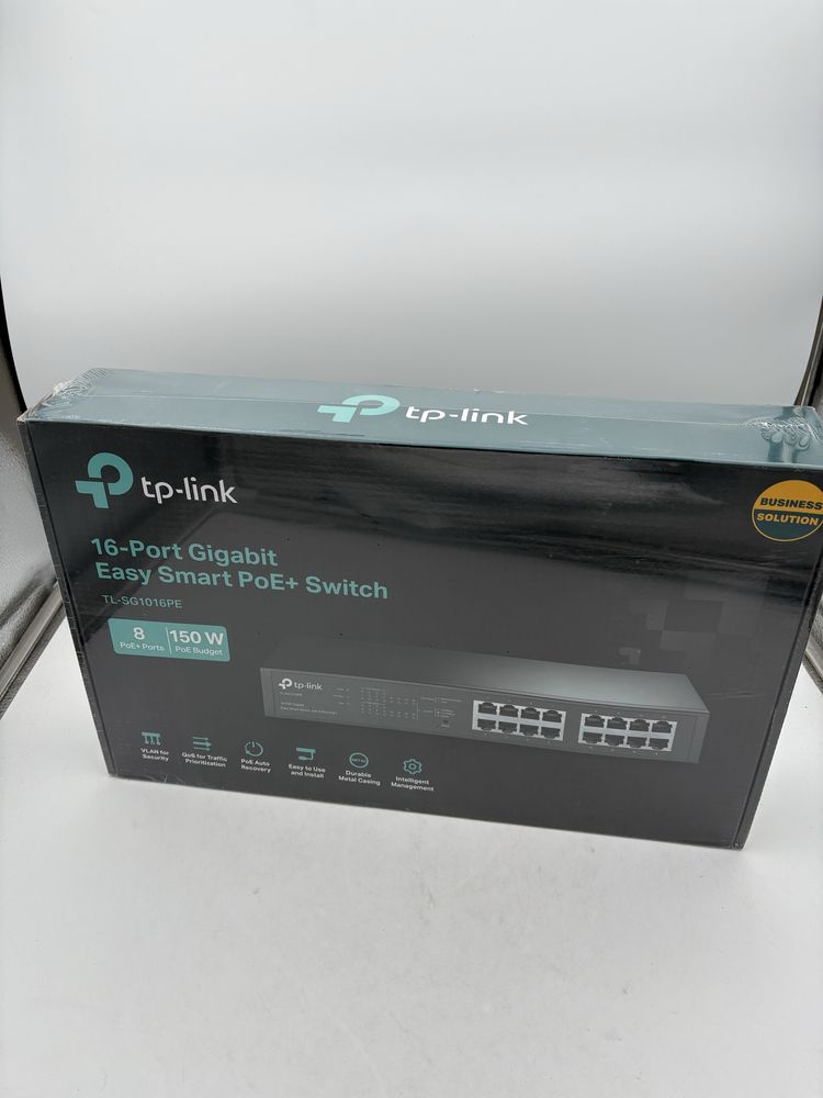 Switch TP-Link TL-SG1016PE, 16 porturi Gigabit, sigilat, OCAZIE