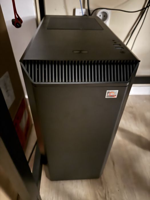 Calculator PC Gaming + Tastatura Mecanica