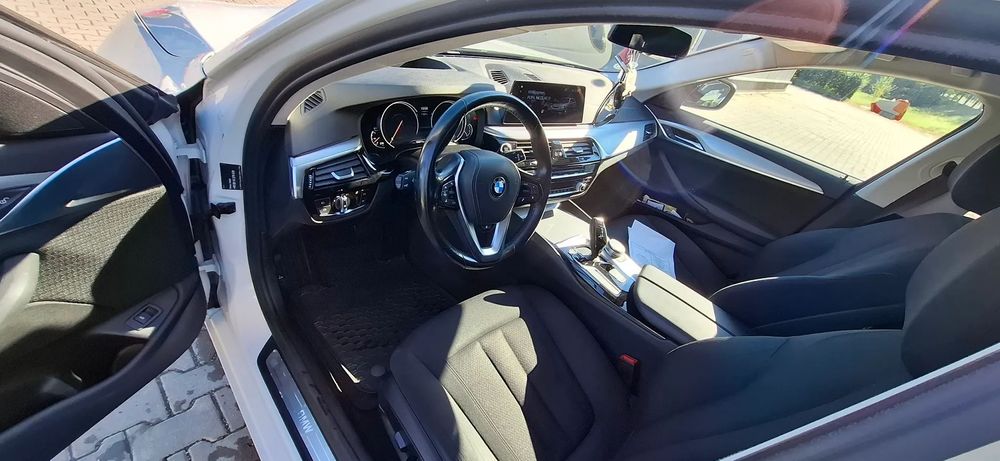 BMW Seria 5 Masina este încă scrisă pe D