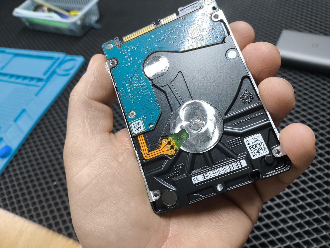HDD диск для ноутбук 2.5 / 1000gb новое состояние/проверка.