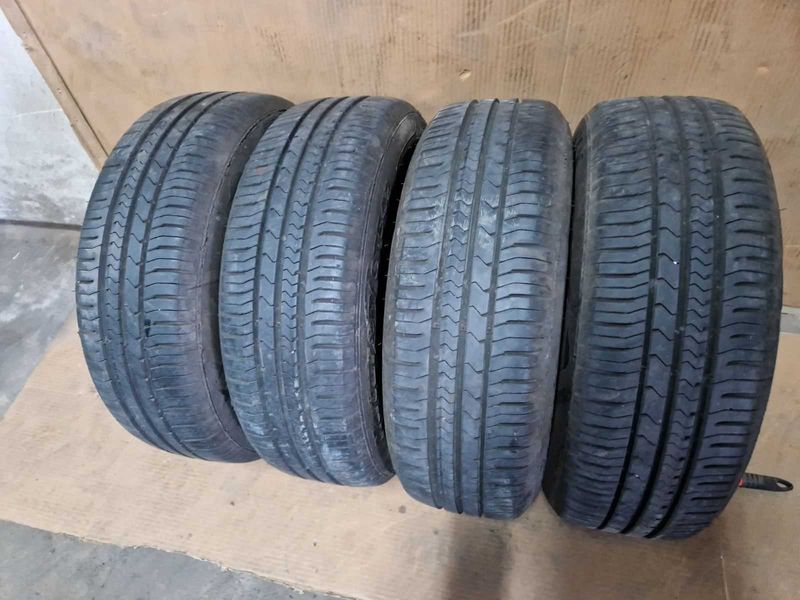 4 Starmaxx R15 185/65/ Pneuri de vară DOT2922