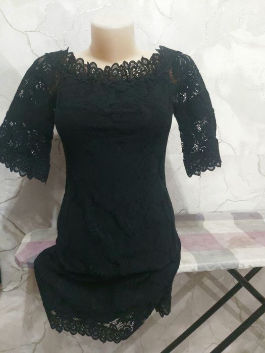 Платья разные женские