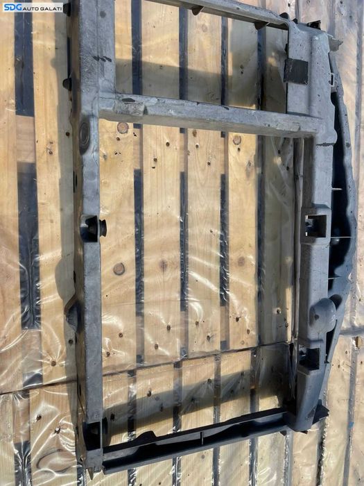 Trager Tragher Panou Frontal Calandru Peugeot 207 1.4 1.6 HDI 2006 - 2015