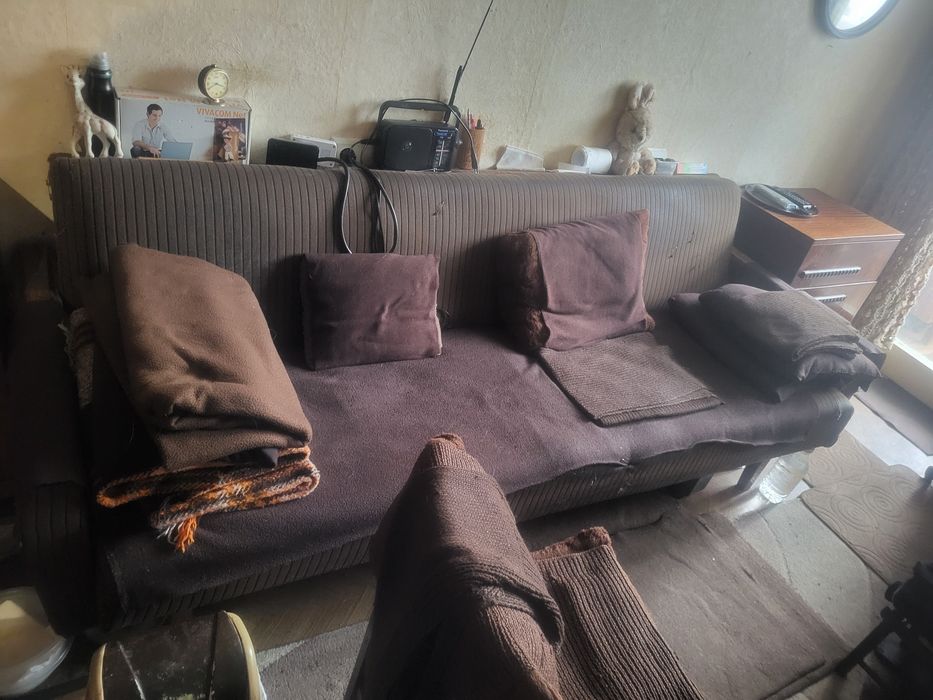 Подарявам стари мебели