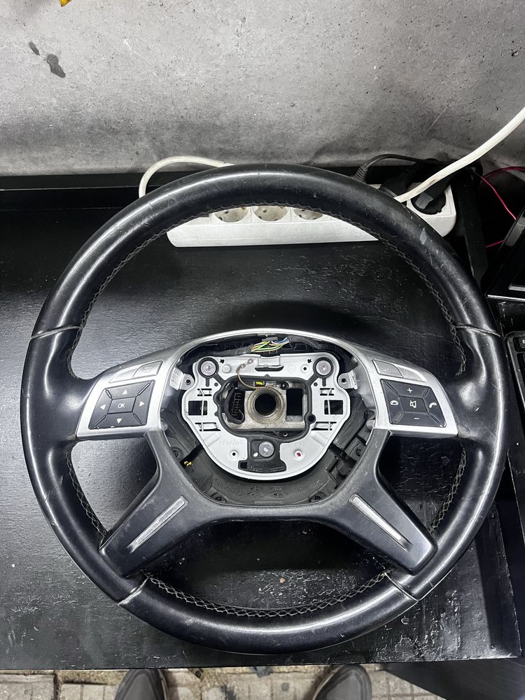 ,amg волани с пера за мерцедес w204,212,207