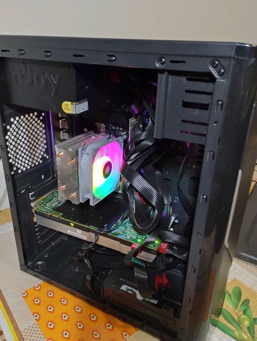 Server Intel Xeon 14core/28threads,128Gb Ram , Nvidia Quadro 6000