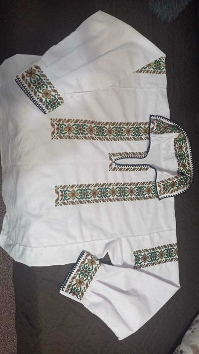 Cămașă bărbătească cu mărgele(IE DE BUCOVINA)