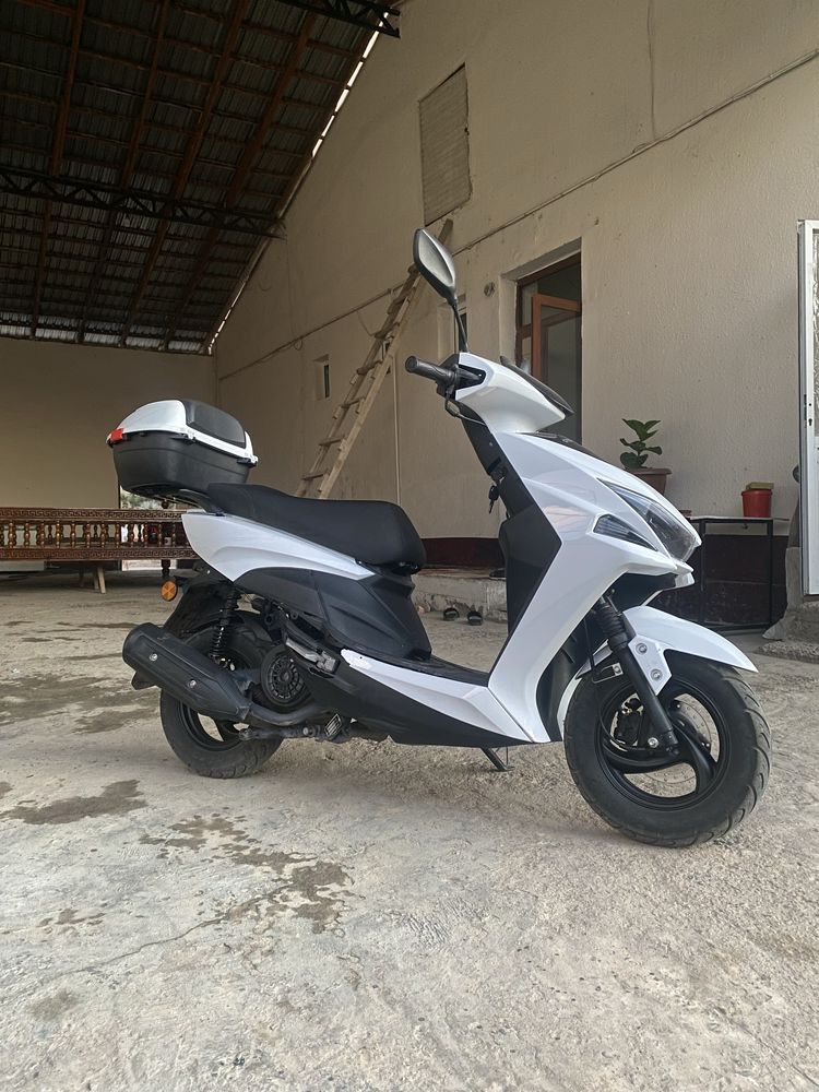 скутер, skuter GTS italy 125cc modeli sotiladi