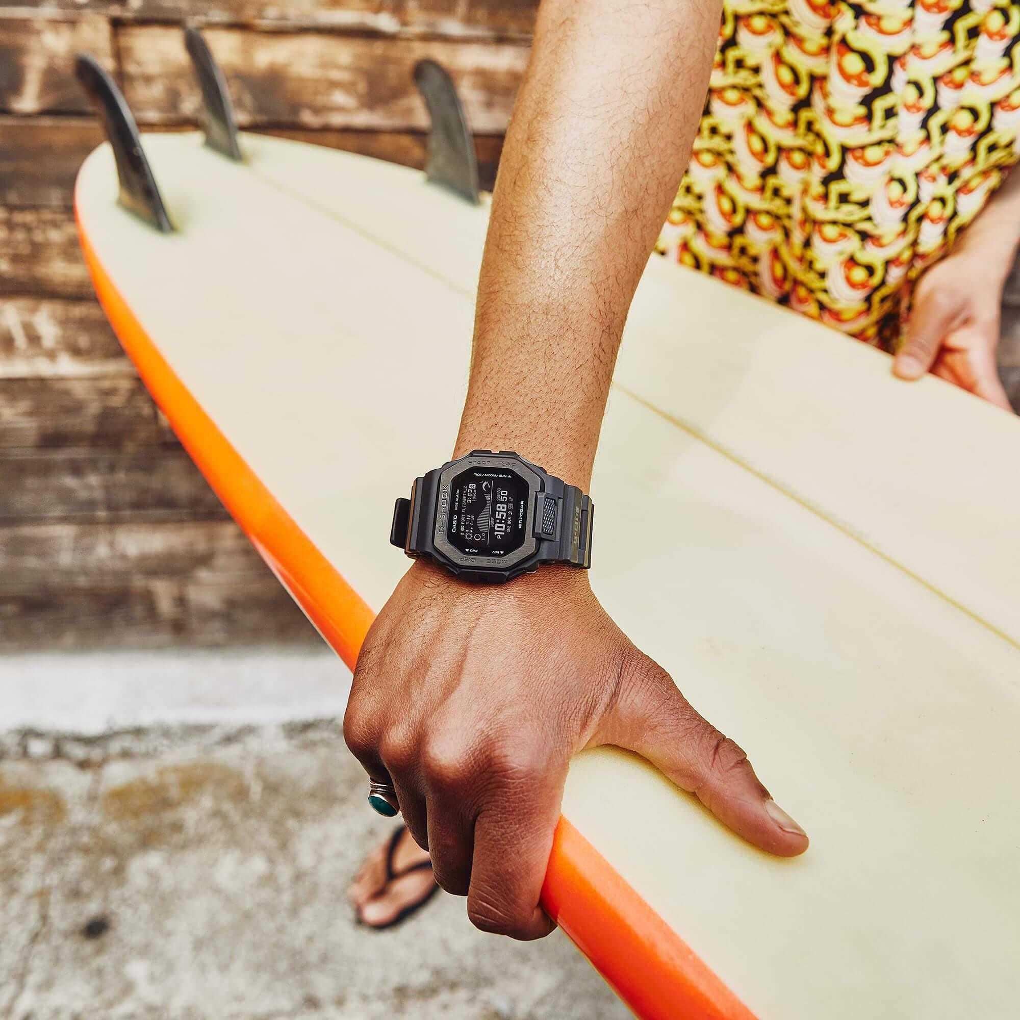 Мъжки часовник Casio G-Shock G-Lide GBX-100NS-1ER