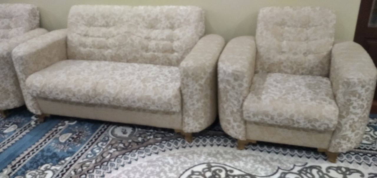 Продается срочно новый Мебели для дома