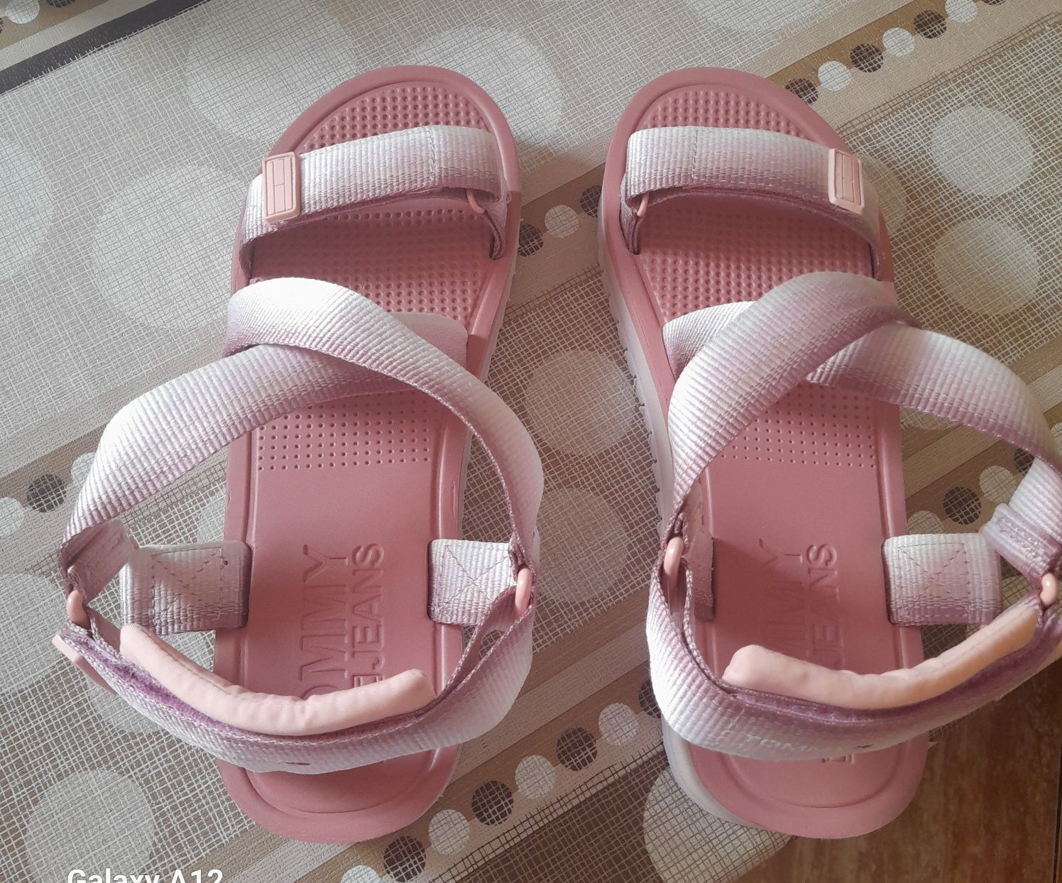 Sandale Tommy Hilfiger originale noi