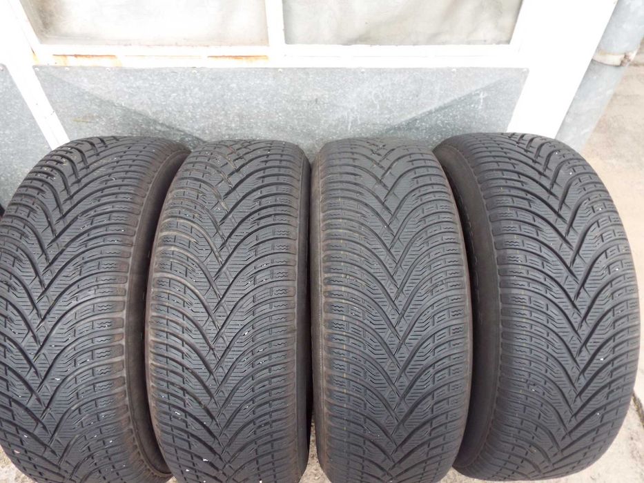 vand 4 anvelope de iarna 215/60/16 bf goodrich g-force winter2  -700r
