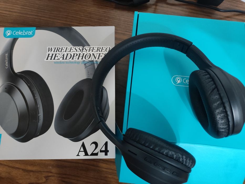 Наушники Celebrat A24